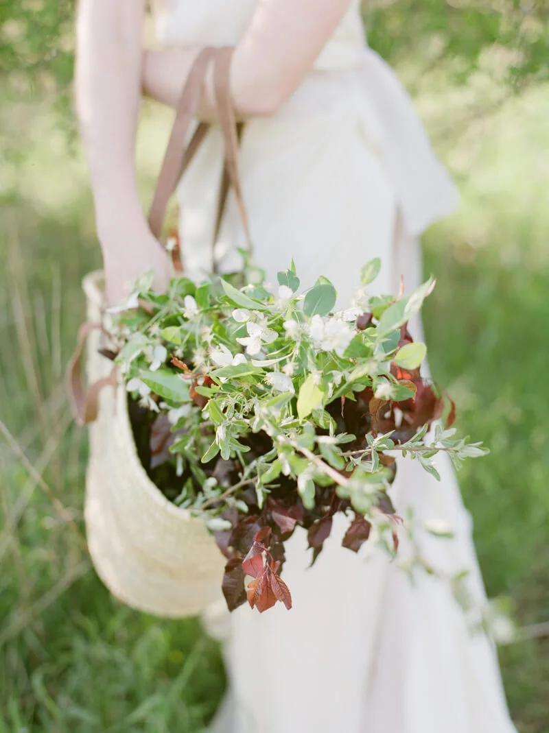 if-a-florist-weds-styled-shoot-fine-art-film-11.jpg