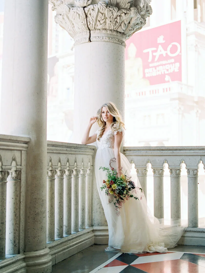 the-venetian-bridal-portraits-las-vegas-fine-art-2.jpg