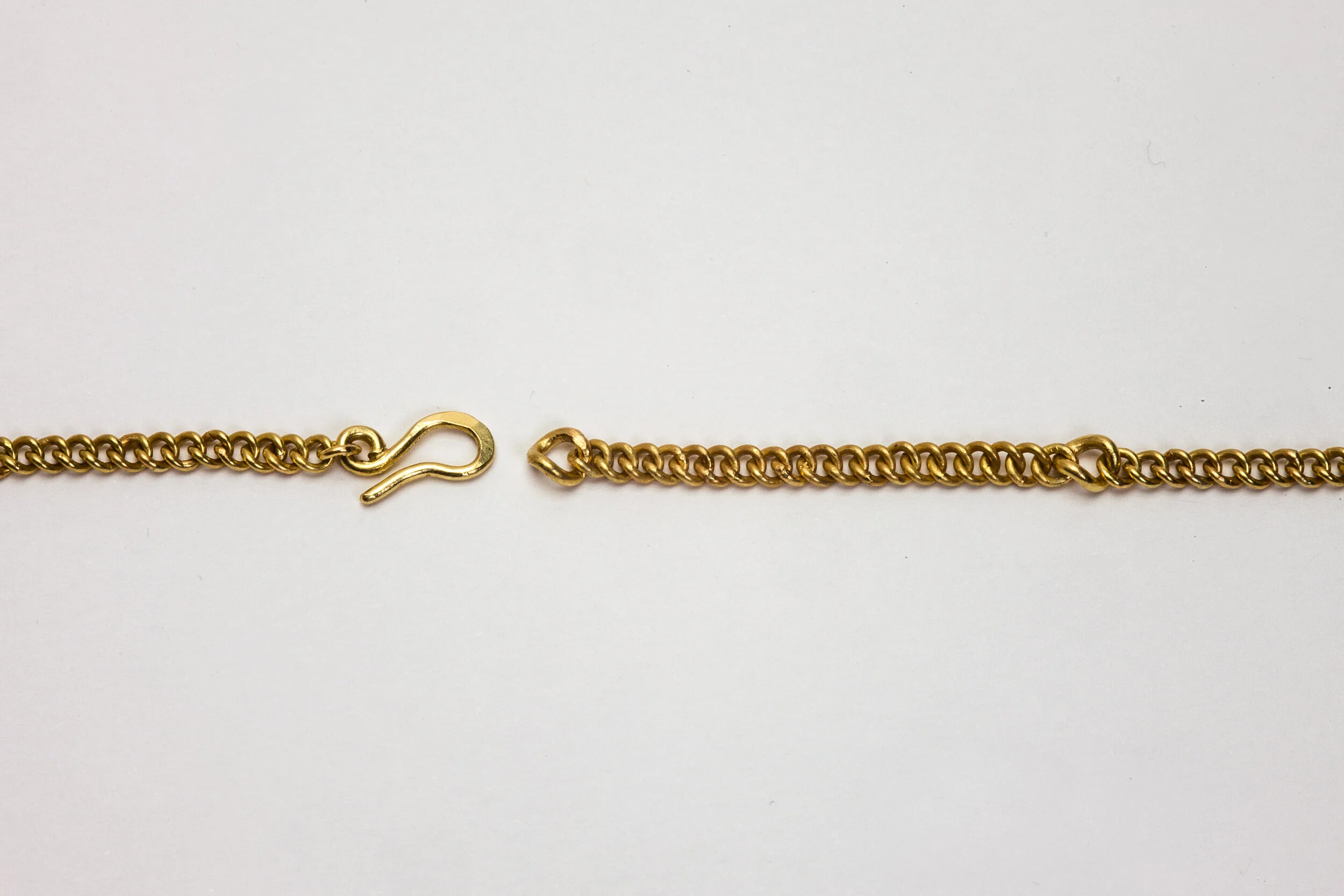 Lucie Gledhill jumbled 18ct clasp.jpg