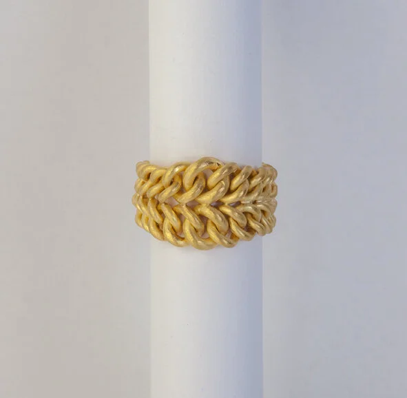 Double Graduated chain ring lr.jpg