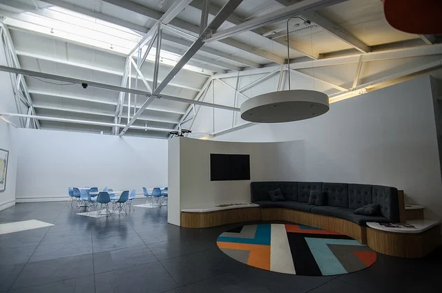750-ralph-lobby.jpg