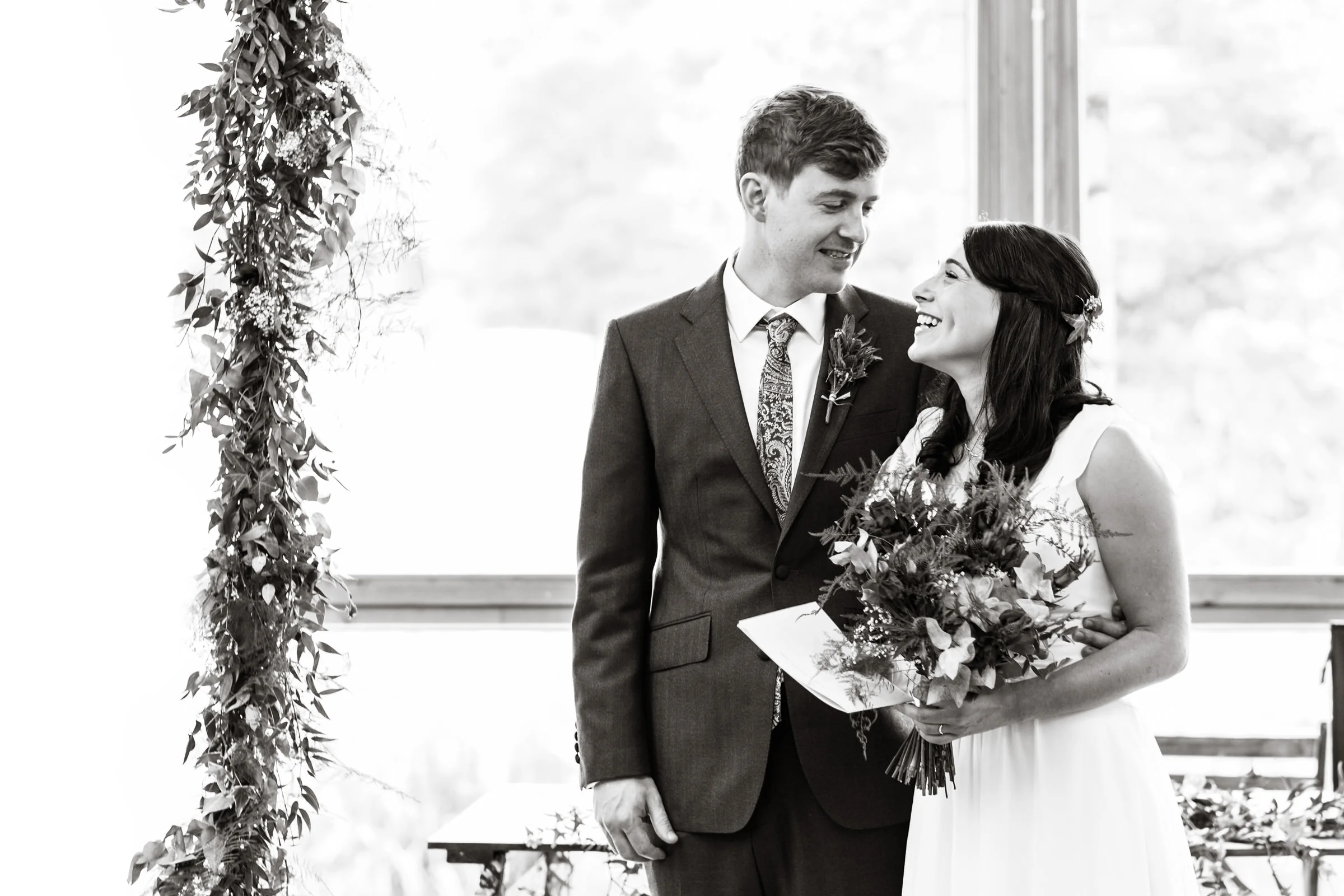 Wedding+Photography+At+The+Art+Pavilion+Mile+End+005.jpg