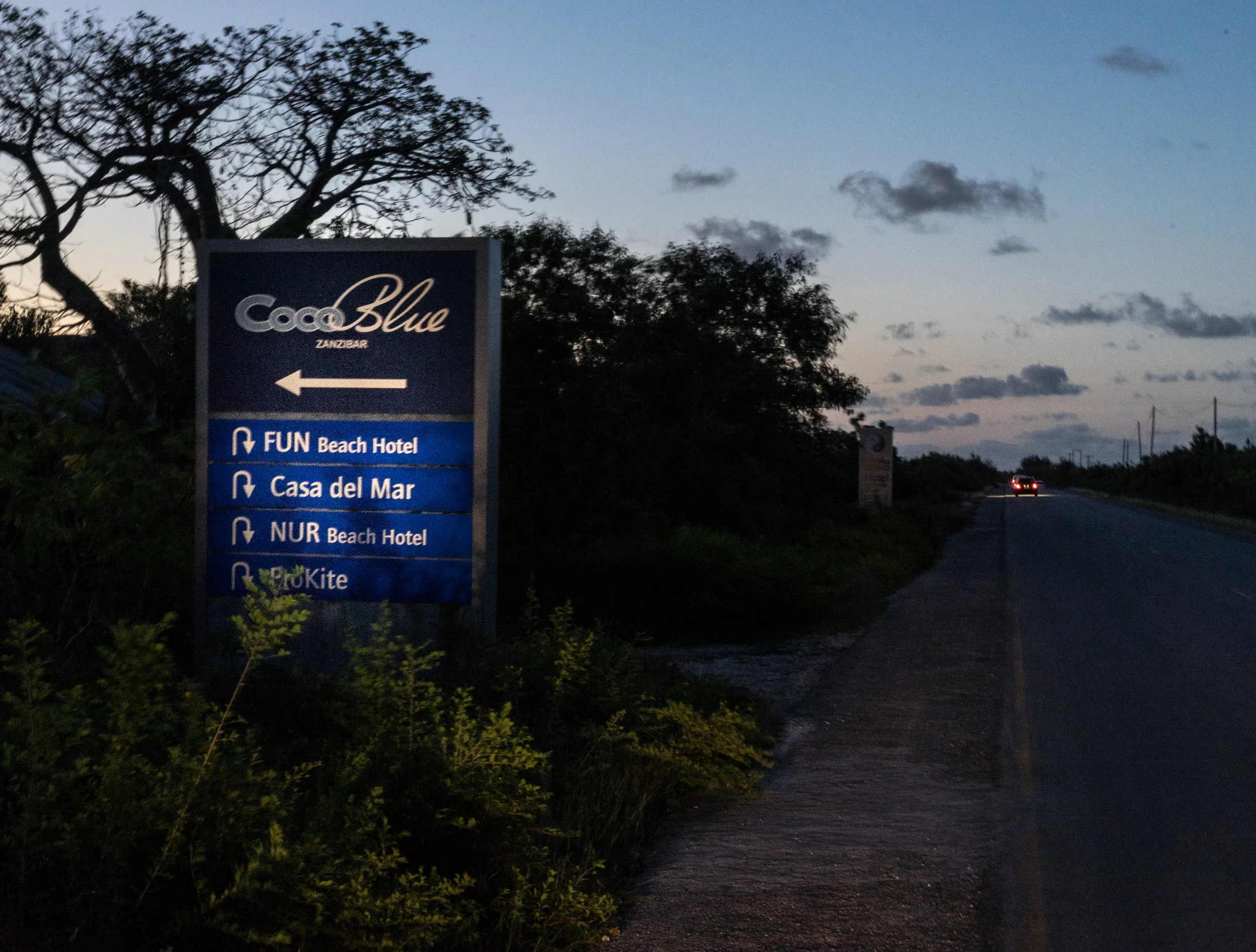 zanzibar bewegwijzering avond cocoblue.jpg