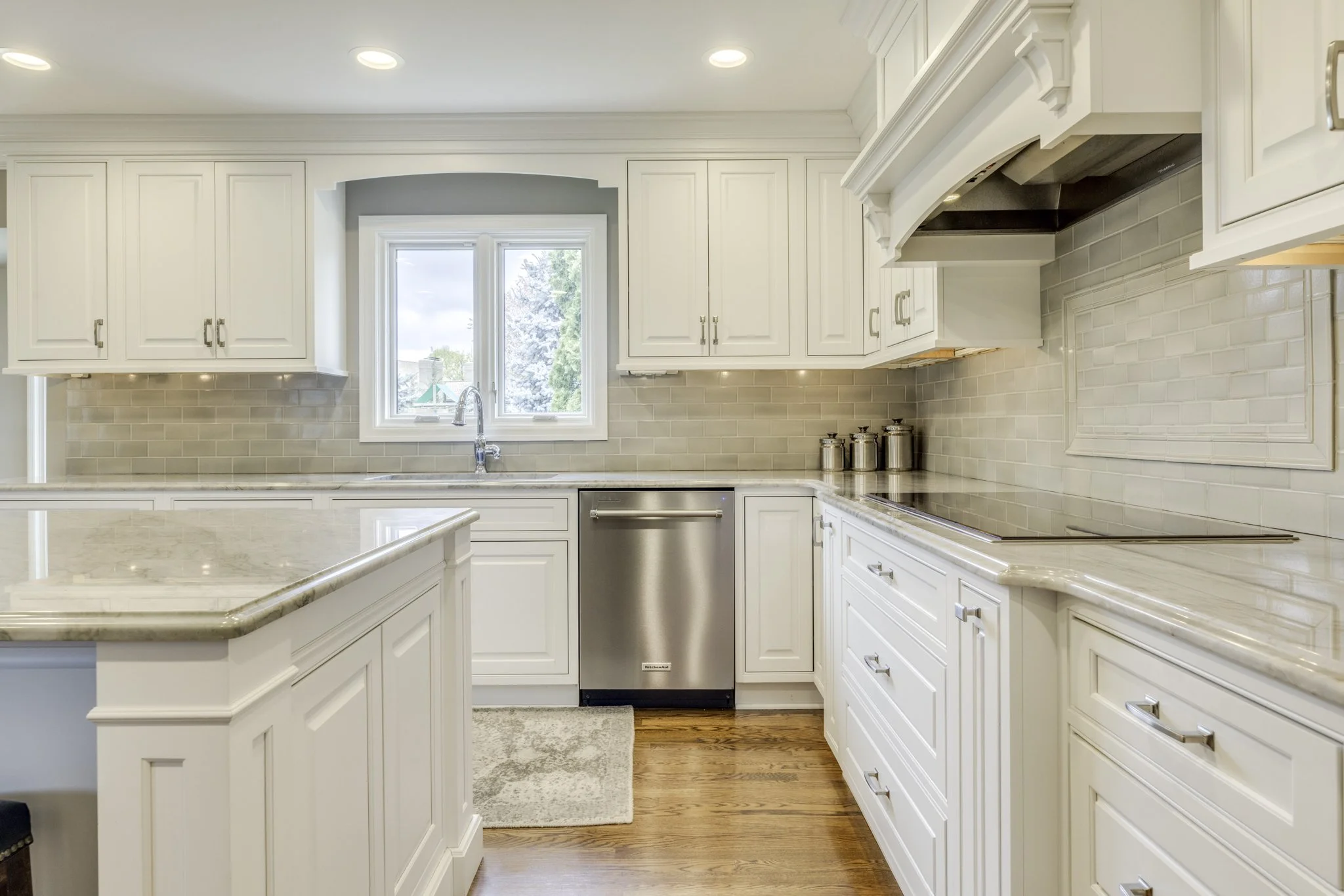 1568 Pebble Creek Dr (10 of 23).jpg