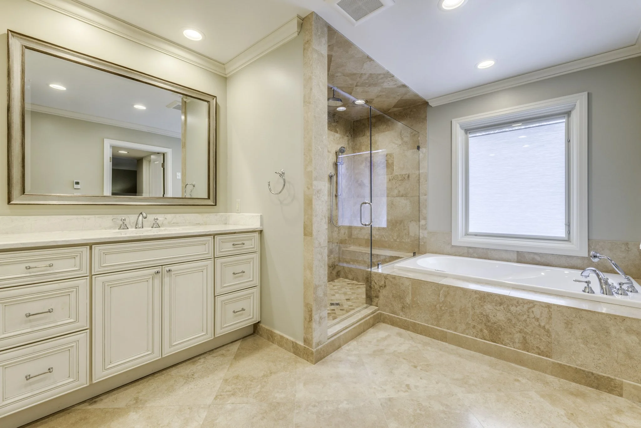 1568 Pebble Creek Dr (4 of 23).jpg