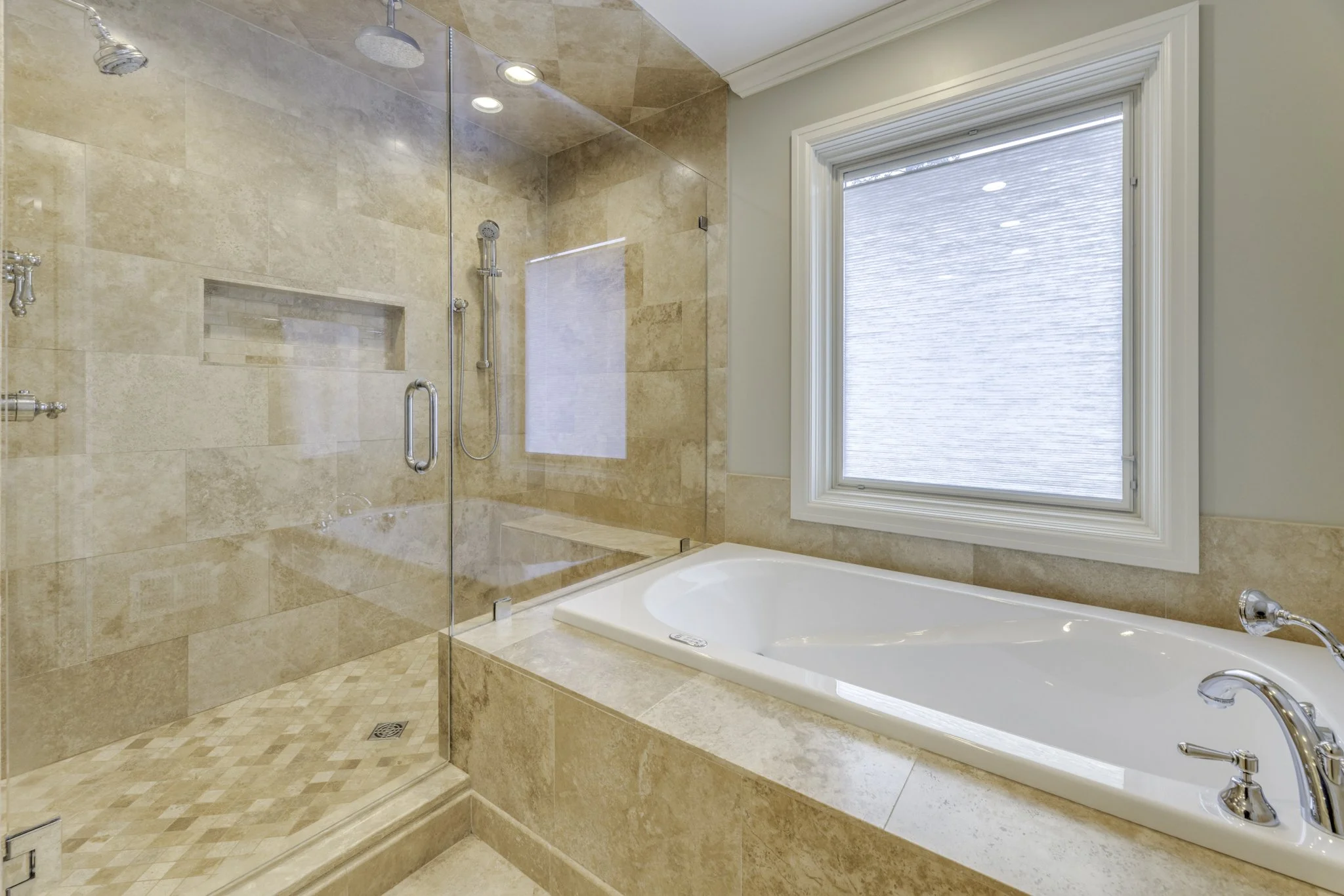 1568 Pebble Creek Dr (5 of 23) - Copy.jpg