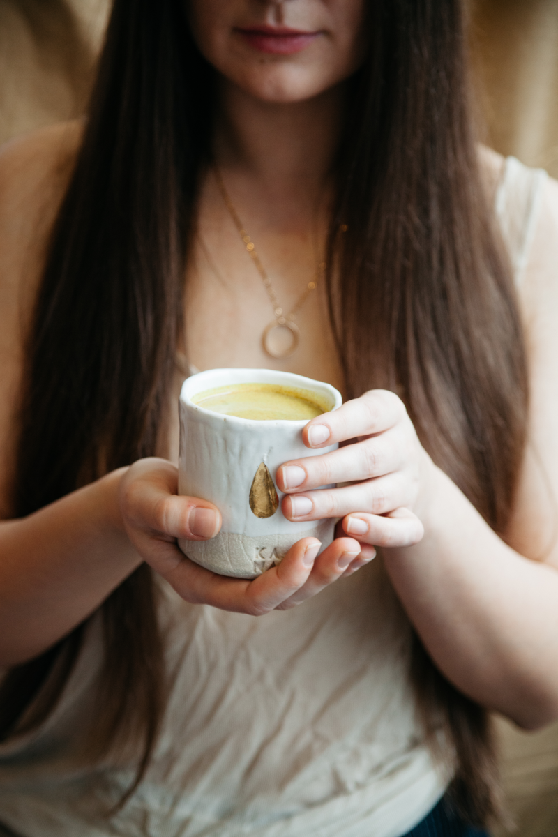 Golden Kana Mug.png