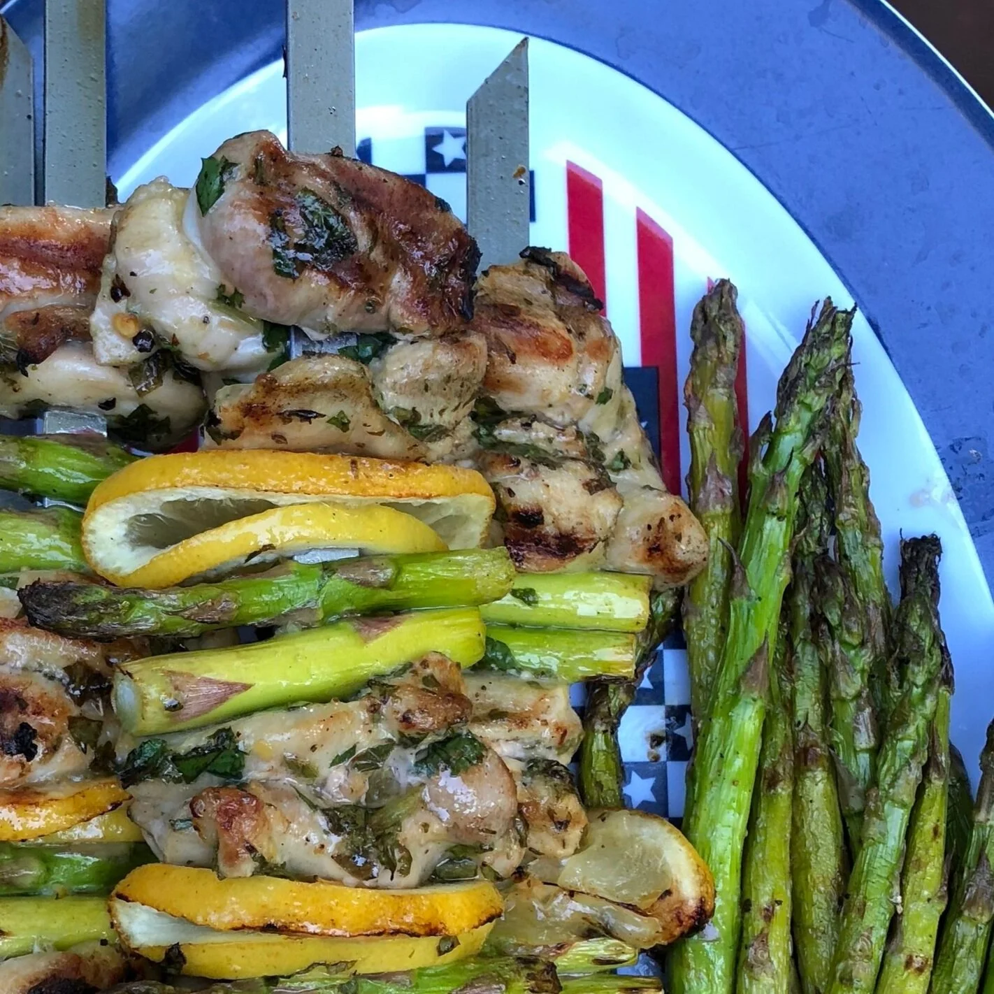 Lemon Chicken &amp; Asparagus Kabobs