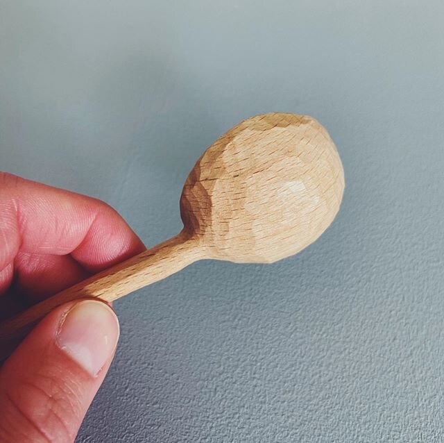 Our mid-morning cup of tea means the ritualistic prep of the loose-leaf tea. Bit of a faff but worth it. Even more fun now that Lyle has whittled this tiny tea-leaf spoon out of one of our logs. Are you a loose-leaf fan?
