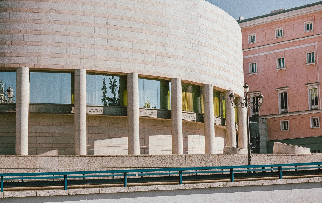 roundbuilding (1 of 1).jpg