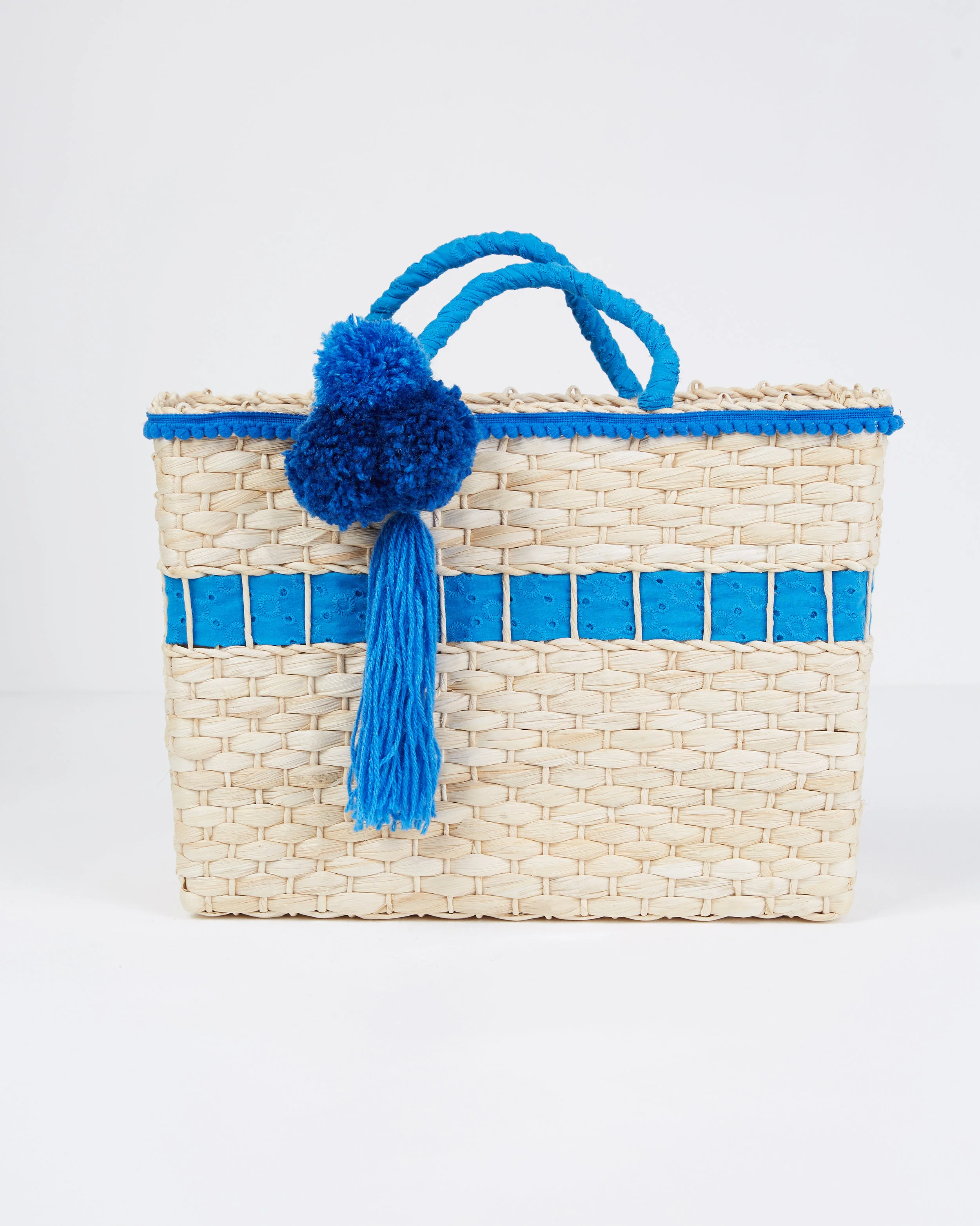 LUISA - BRODERIE BLEU 1.jpg