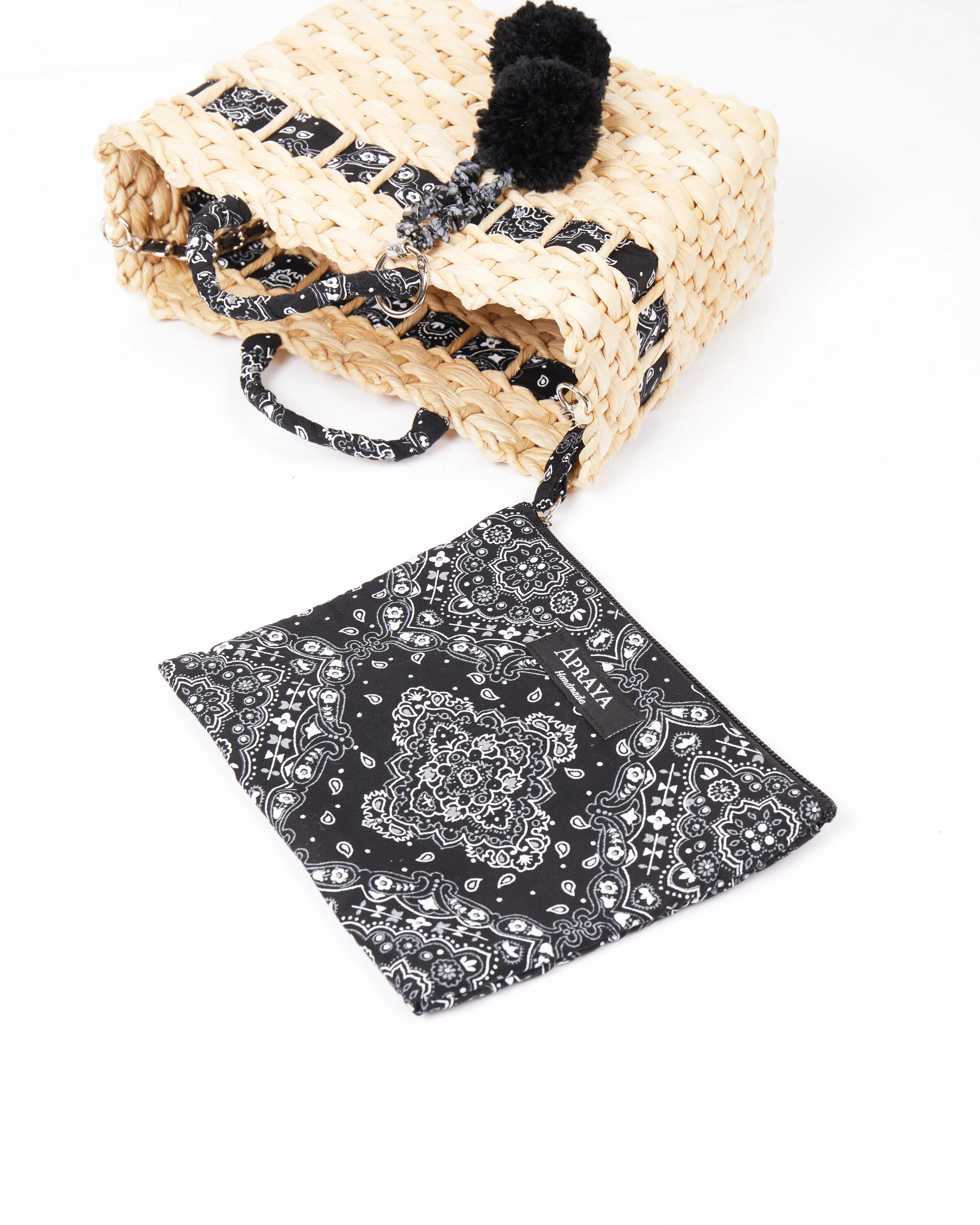 ROSANA - IMPRIMÉ BANDANA NOIR 3.jpg