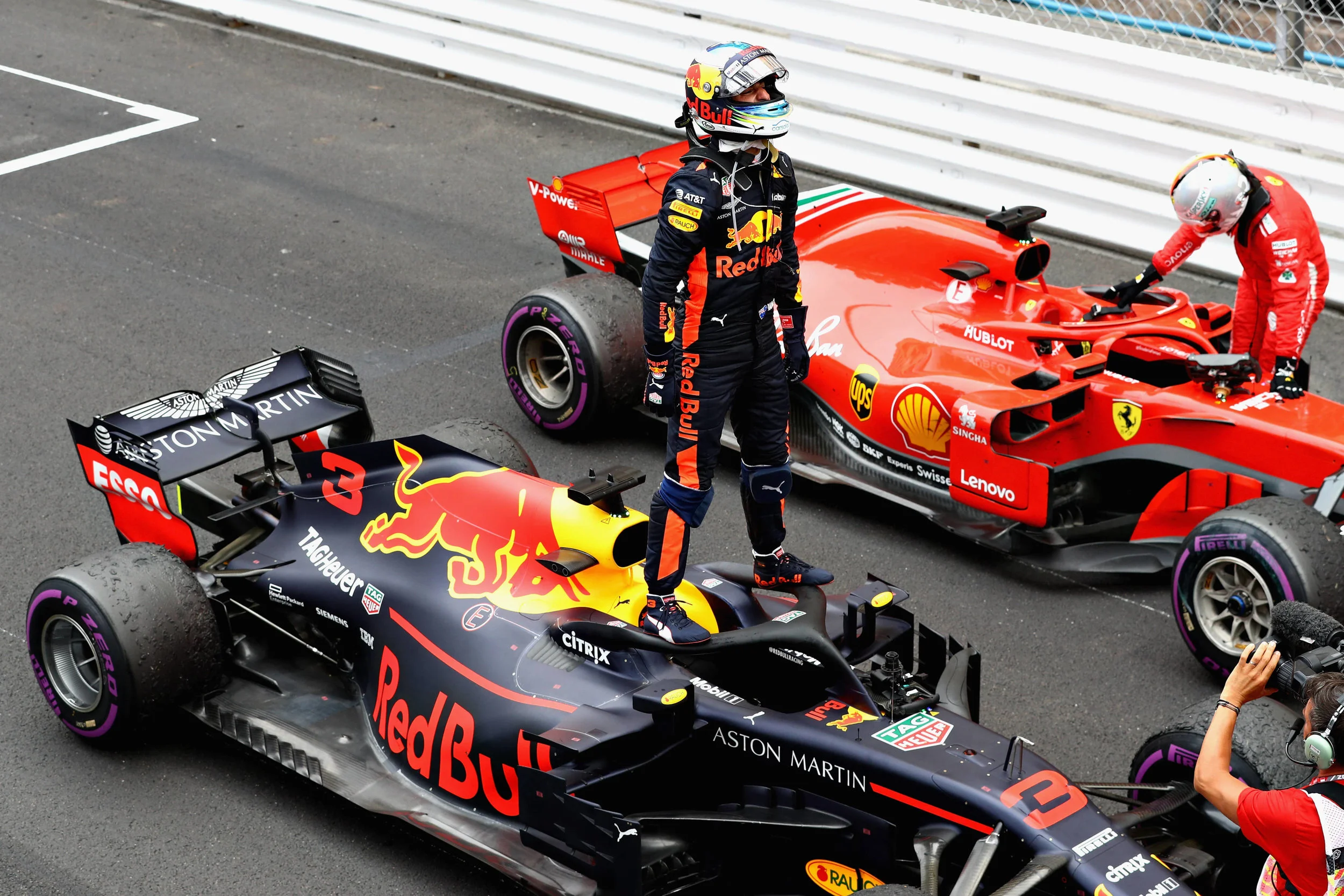 daniel ricciardo stands on halo monaco GP.jpg