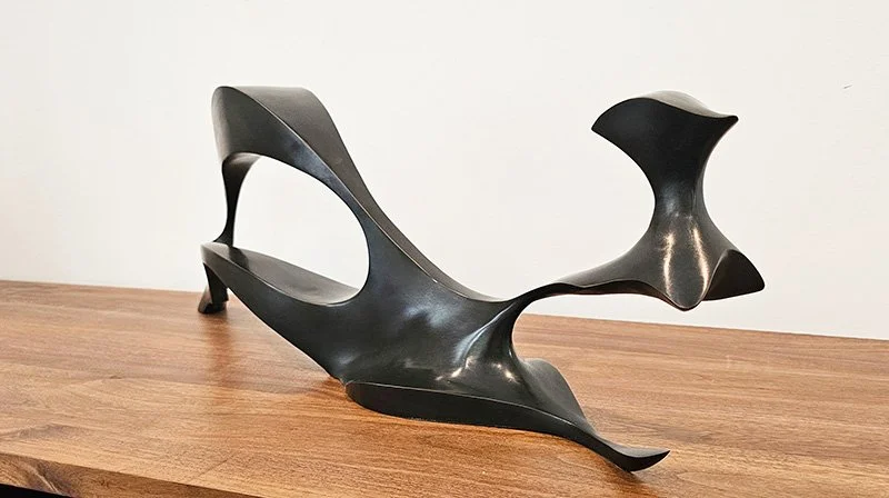 Shimmer-dark-bronze-sculpture-03.jpg