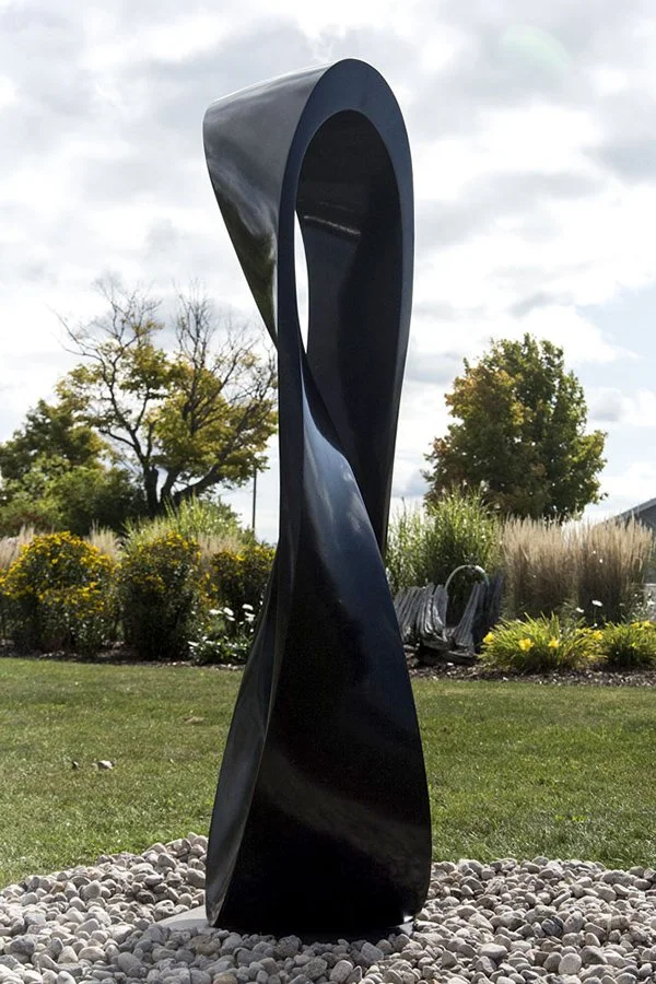 jeremy-guy-mobius-h6-black-granite-04.jpg
