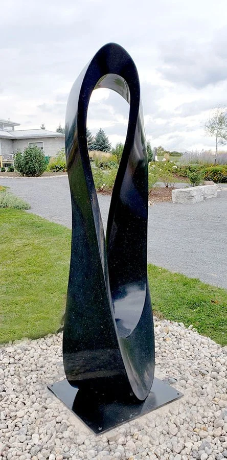jeremy-guy-mobius-h6-black-granite-06.jpg