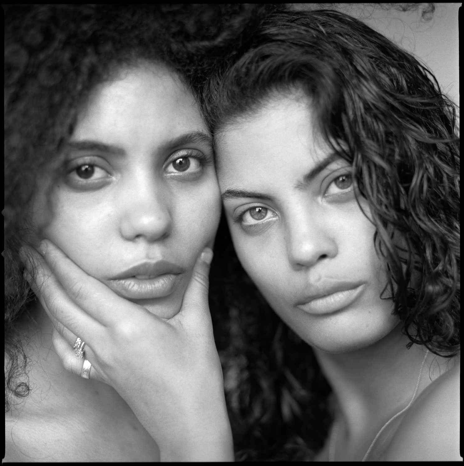 Ibeyi, Paris