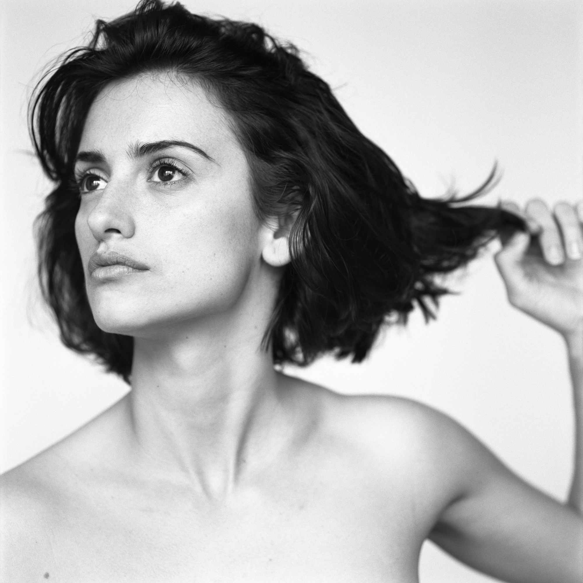 Penelope Cruz, Paris, France, 2002