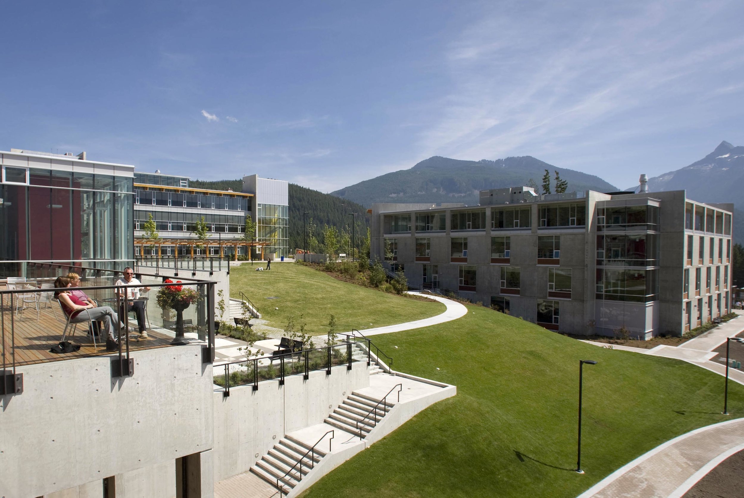 Quest University