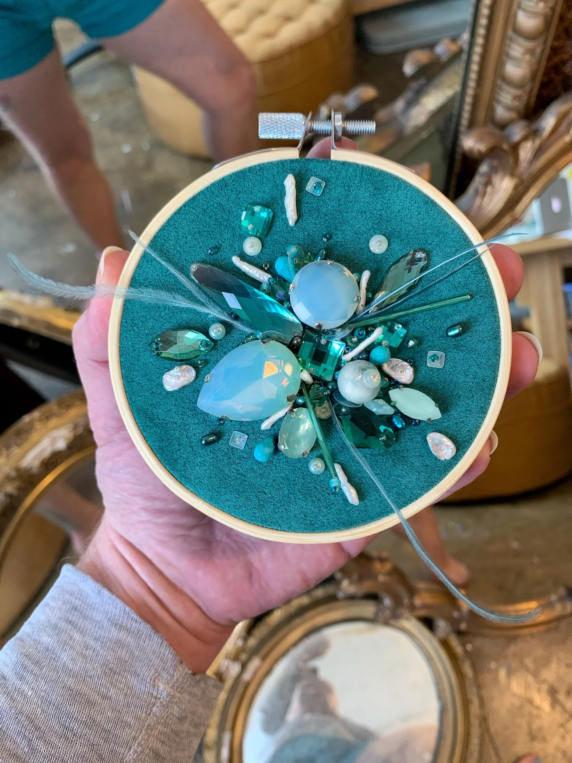 9AA5232D-1A96-4A2C-B81F-320BED7F9BE6