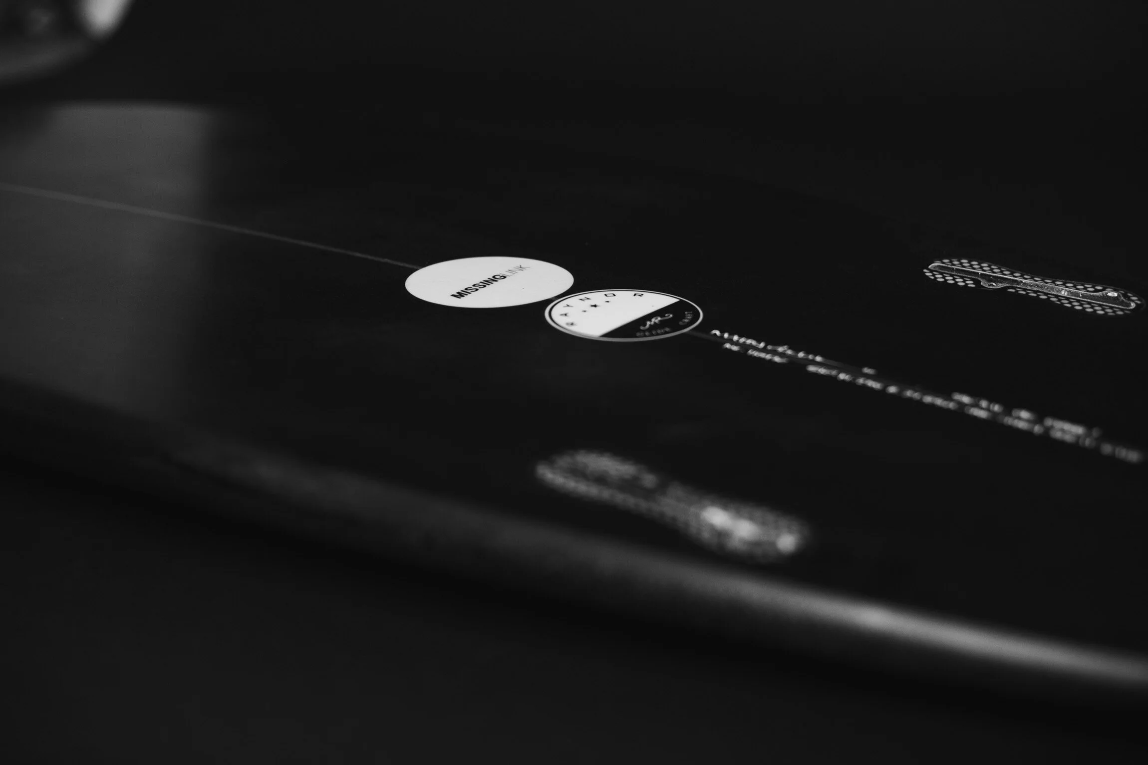 Raynorsurf-blackonblack-36.jpg