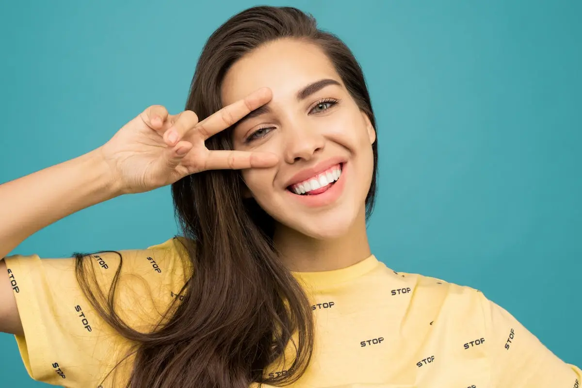 Unlocking the Secret to a Whiter Smile: Teeth Whitening Explained