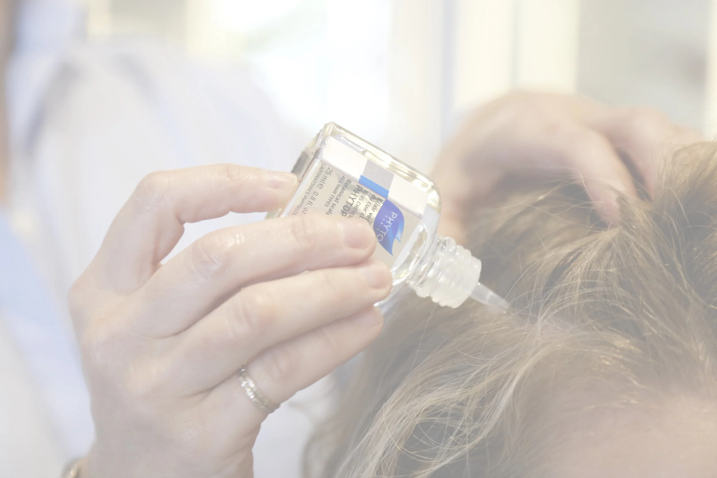 HOW TO CLEANSE THE SCALP 