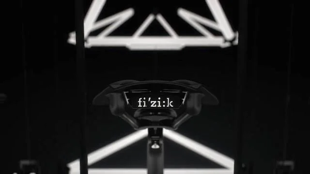 fizik VERSUS.EVO saddles