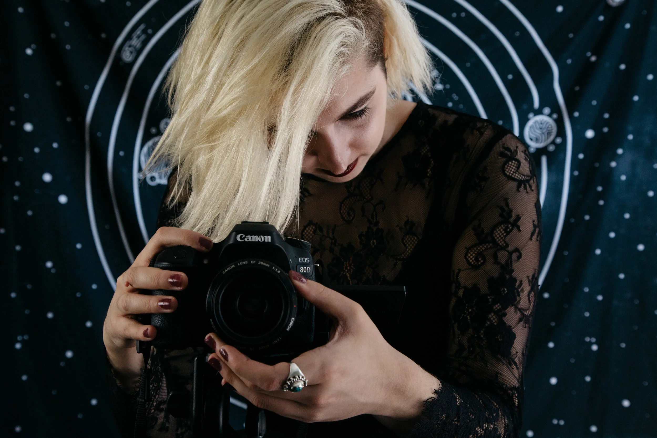 Photo by Clara Mokri