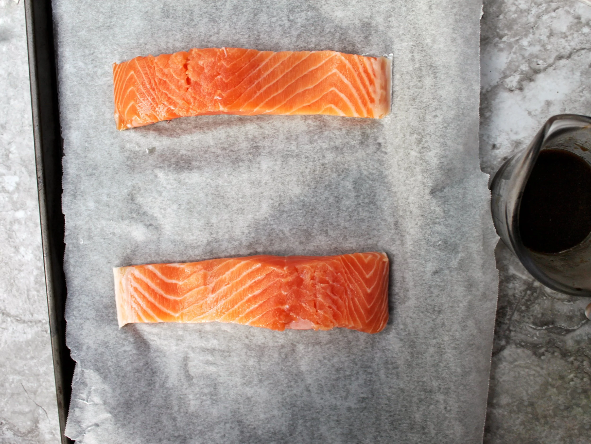 Salmon raw.jpg