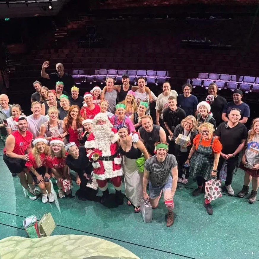 🎭 Annie
📍 Brisbane

Part 4

The last stop on tour in the Brisbane Christmas summer heat. 

Highlights included two beautiful dinners (one @pompette.bne and one @blackhidequeenswharf), beautiful flowers and wine night with @phoebe_jellicoe, front ro