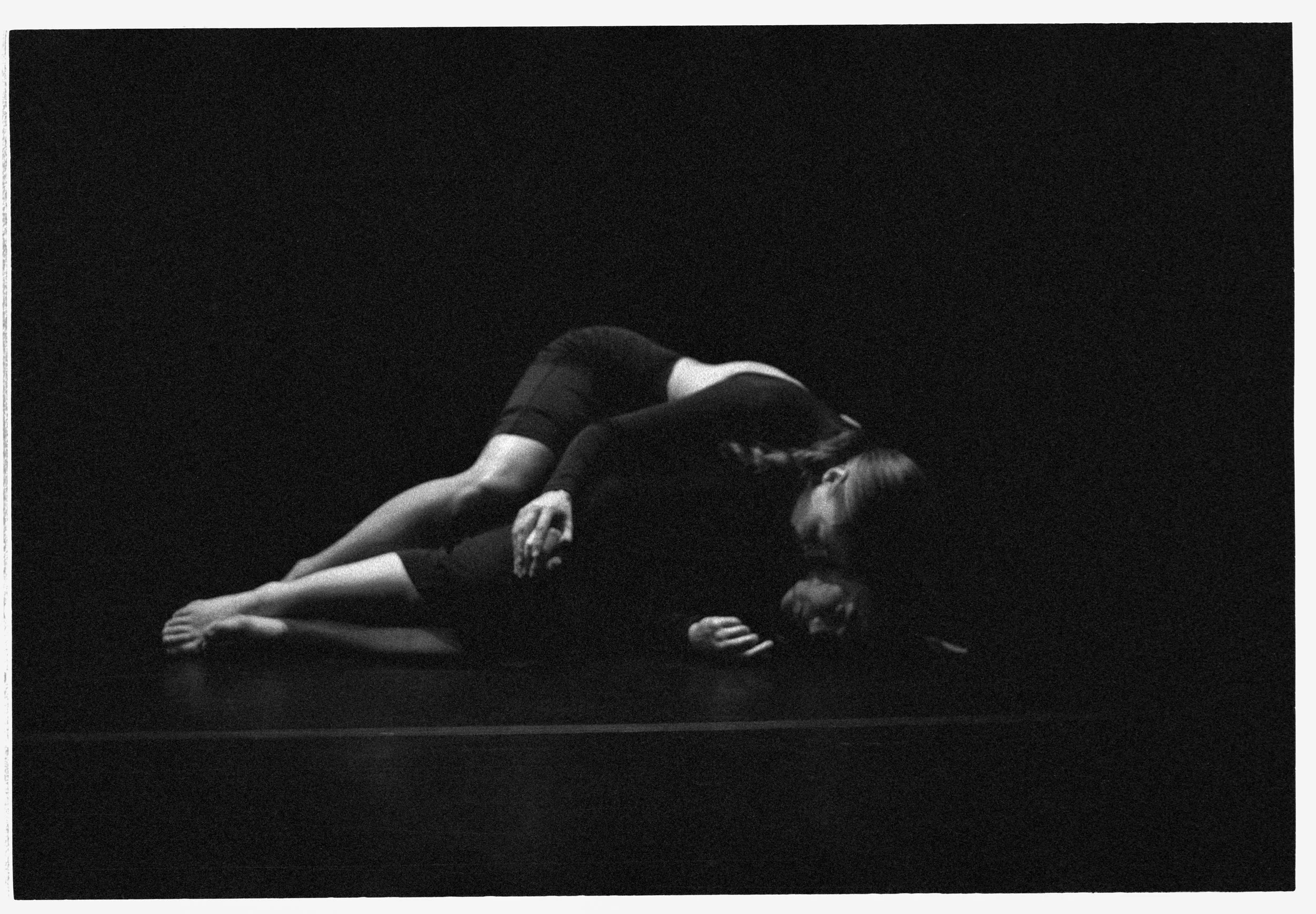 20251203-IlfordDelta3200-CATENARY (25).jpg