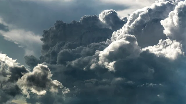 clouds-cloudscape-cloudy-158163.jpg