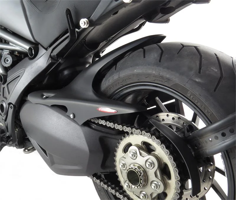diavel-hugger-FlatBlack5.jpg