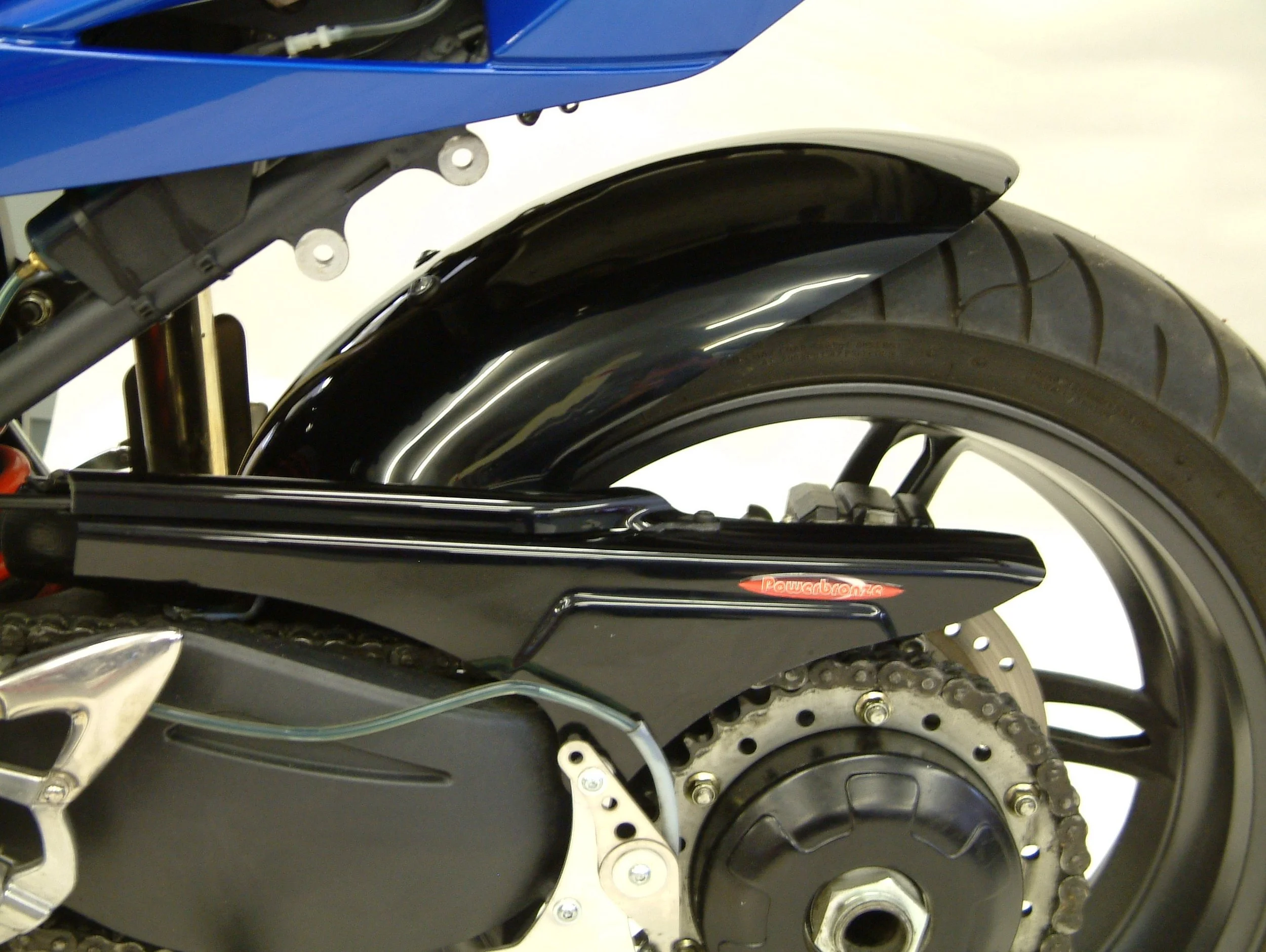 Sprint St 05+Hugger fittedBlack.jpg