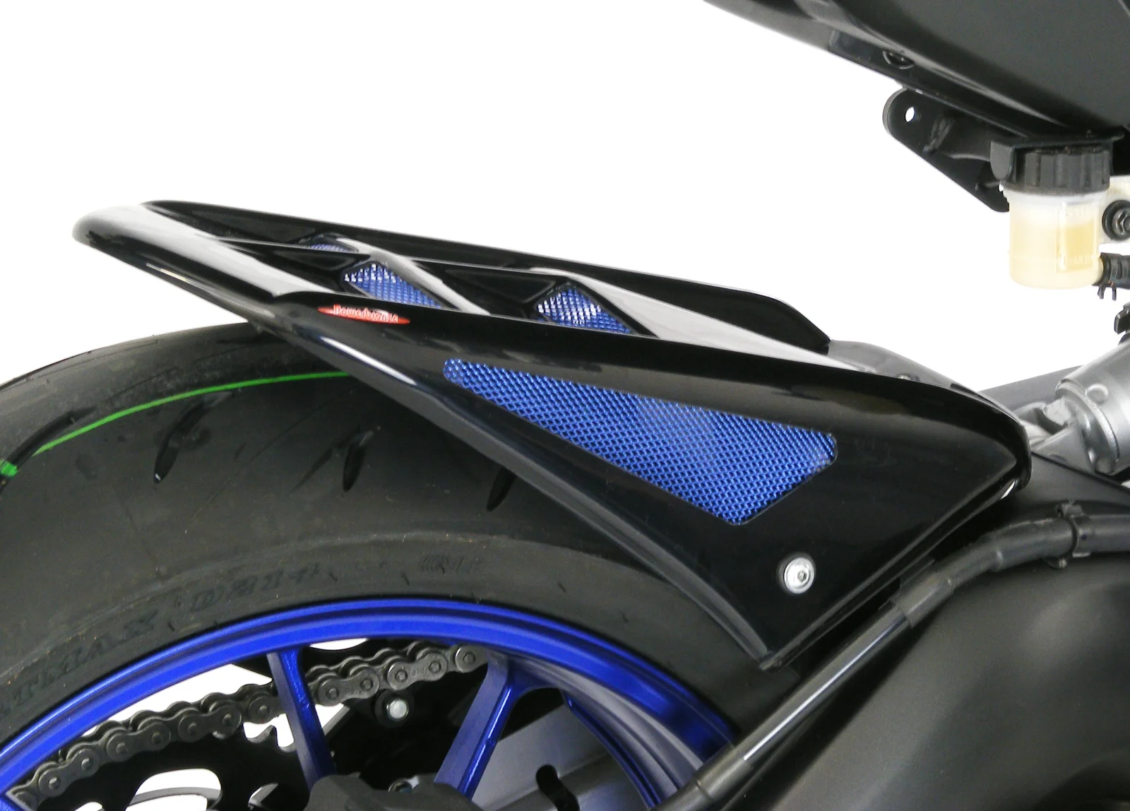 FZ09RearHuggerFitted1.jpg