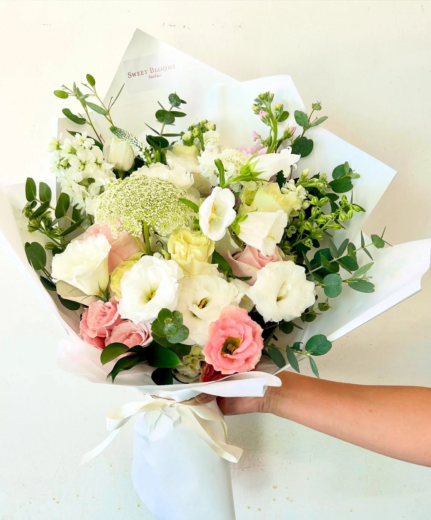 Summer flowers bouquet 
.
.
#flowers#florist#flowershop#i staflower#florals#sweetbloomsatelier #hermosabeach #manhattanbeach #redondobeach
