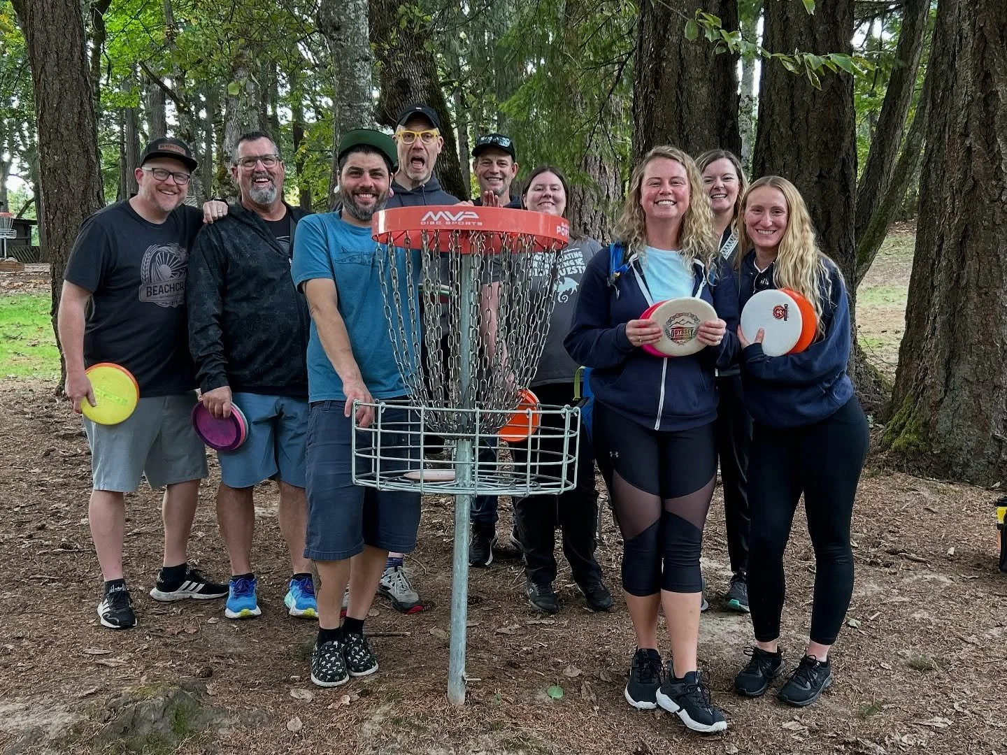 Work hard, play harder. 🥾🍺🍽️
Earlier this week we closed down the brewery and took time to celebrate our team at our annual staff retreat. We ventured to the valley for disc golf on a beautiful private course, toured and tasted at the wonderful @