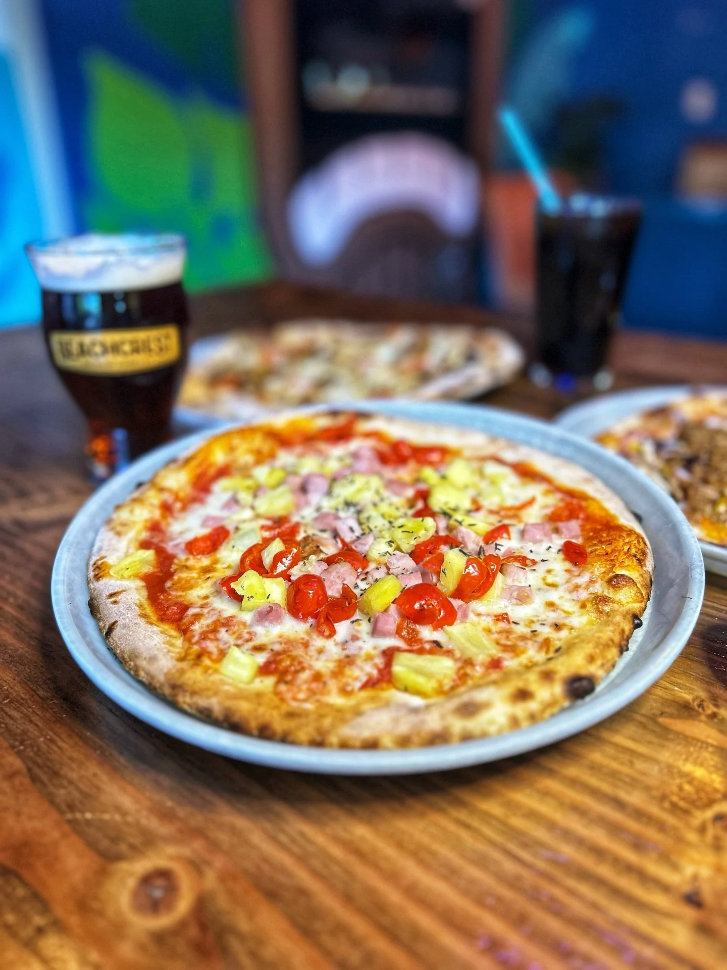 Have you heard about our new weekday lunch special??? Monday-Friday from 12-4 stop in for a 9-inch personal pizza and a pint for $15 or get a pizza and a soda for $14. 🍕🥤

#beachcrestbrewing #lincolncityoregon #depoebay #salishanmarketplace #luncht