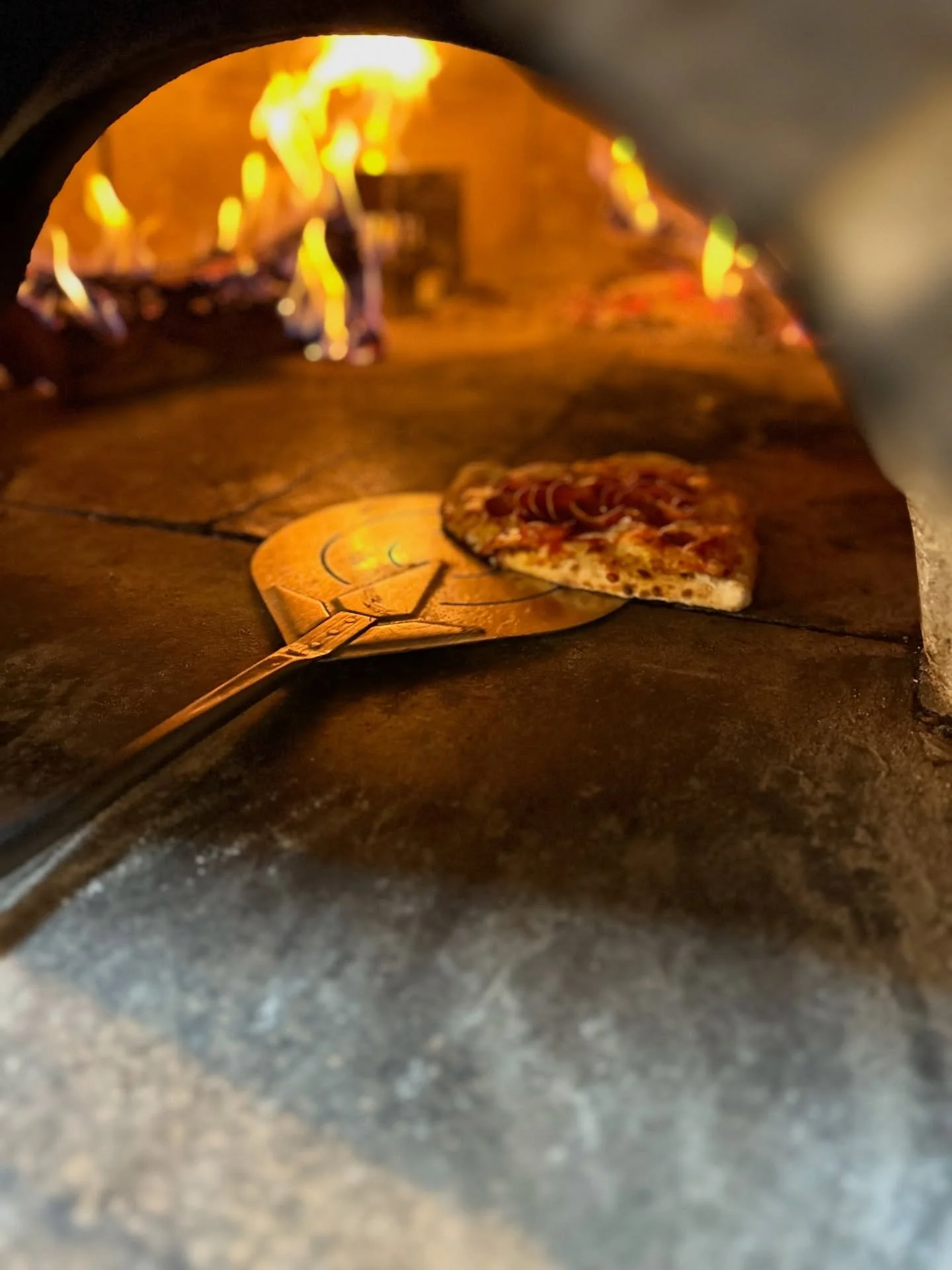 Valentine&rsquo;s Day is just a few days away, have you made your plans? &hearts;️💙💜💚🧡🩷

Celebrate love and good eats at Beachcrest this holiday weekend.