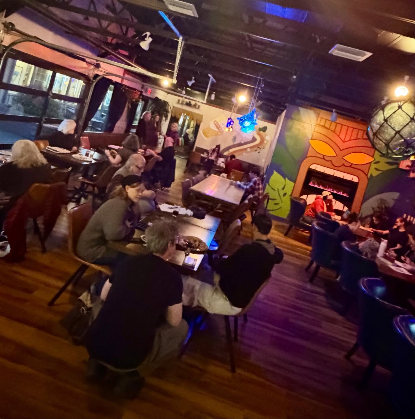 The kick off session for the @coastalcreativescollective was a huge success!  Many gathered on Monday night to work on and share art. 

The Coastal Creatives Collective will be gathering on Mondays from 5-7 pm in the Tsunami Room. 🌊  Bring your crea