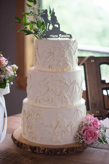 Boyd Wedding Cake .JPG