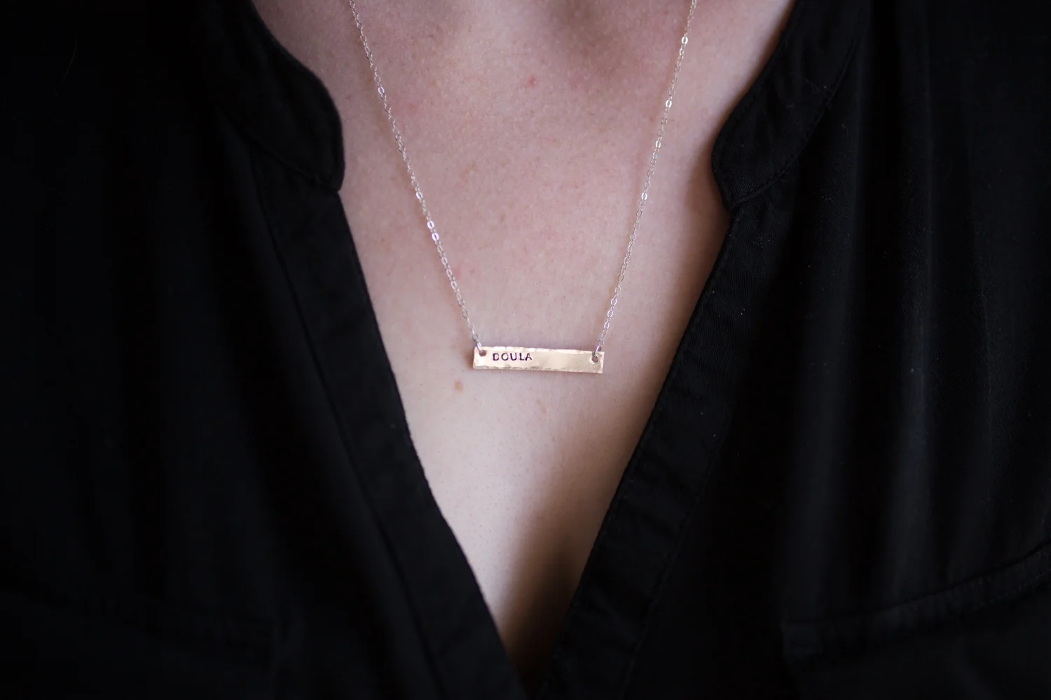 Doula Bar Necklace Silver (1 of 1).jpg