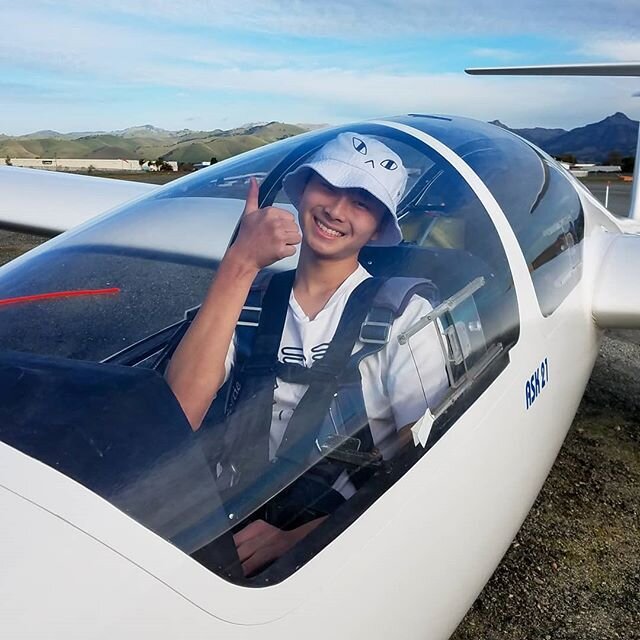 Congratulate Andrew on his first solo flight! .
.
.
#glider 
#firstsolo 
#teenpilot 
#sailplane