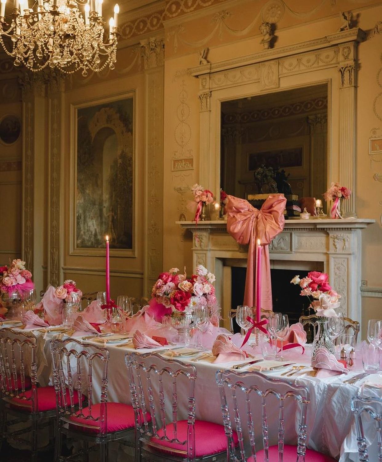 Pinkest flower and tulle set up for the fabulous @heaps_stacks for @veryuk. Thank you for the gorgeous blooms @greenandbloom_flowers and for all your beautiful flowering @eml_florals @pheeking #loveblooms #clareloveblooms #nofloralfoam #pinkaesthetic