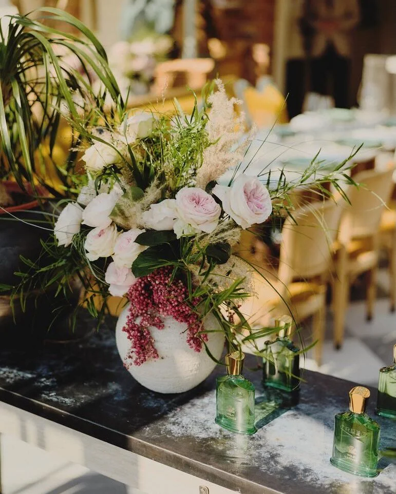 Earlier in the year we spent a beautiful day at @estellemanor creating florals for @creedfragrance for the launch of their new Wild Vetiver fragrance. Produced by the wonderful @agenceblacklemon. Thank you to my talented team @pheeking @bohotany @luc