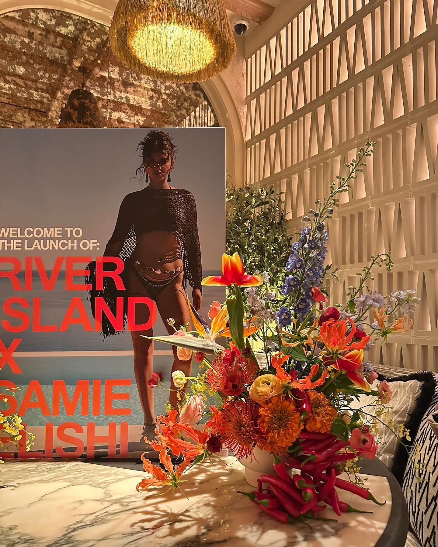 Sculptural tropical flowers in situ for the lovely @riverisland @riverislandpr #clareloveblooms