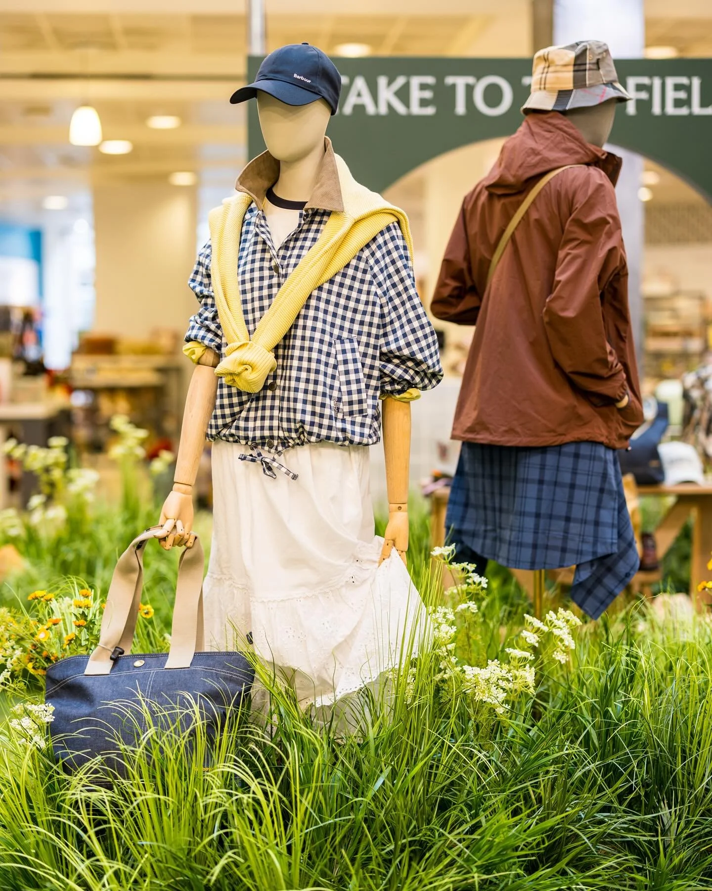 Fields of grass for @barbour with the lovely @weareluckyfox. A lush immersive installation to coincide with Chelsea in Bloom at @johnlewis_peterjones atrium. Thank you @sophie_heroflowers for all your support with this one. #clareloveblooms #chelseai