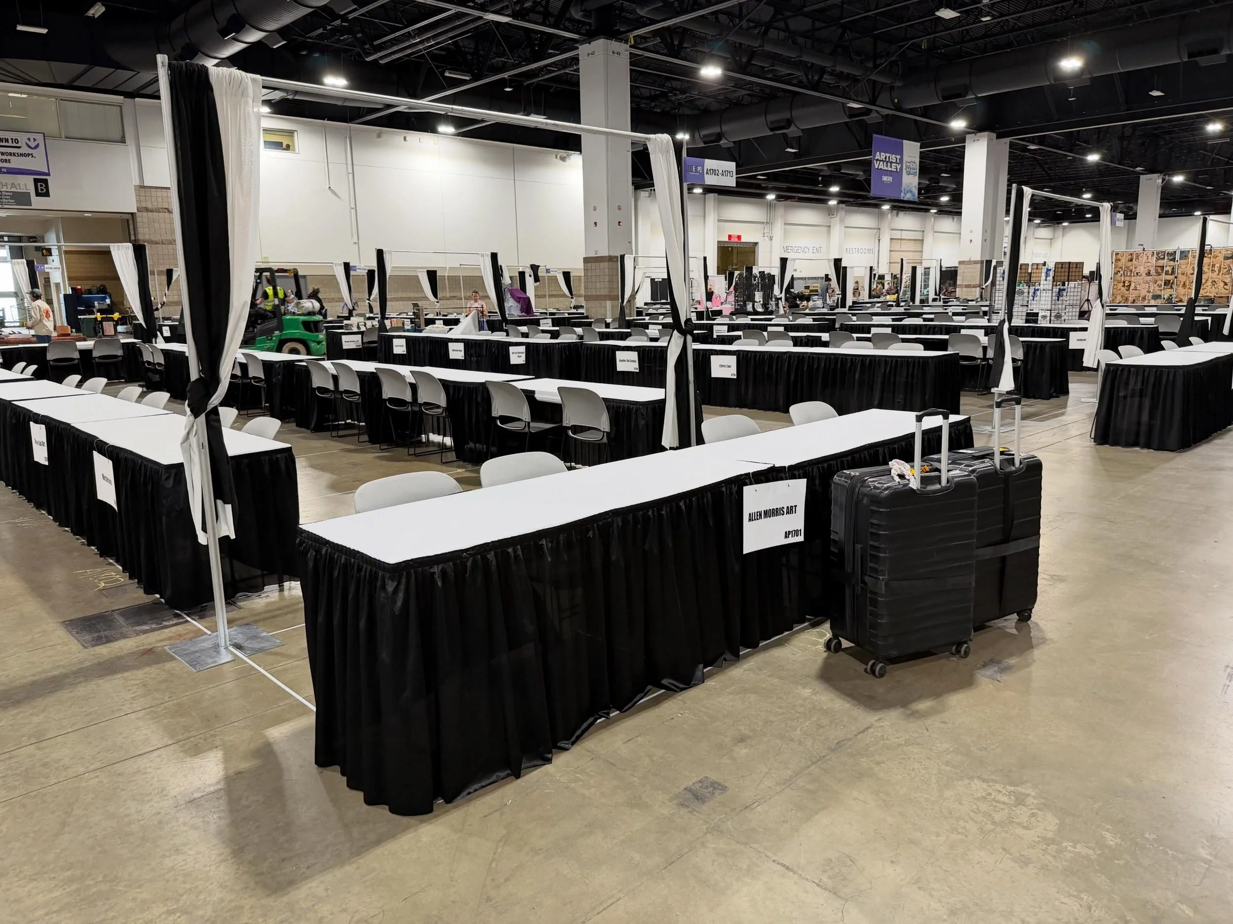 And voila! From humble beginnings two suitcases become an entire convention booth!

It&rsquo;s been a great first day at Denver Fan Expo. Come see me this weekend at booth AP1701