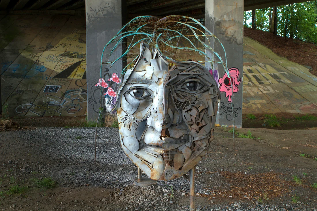William Massey, Object of Wo(man), 5ft x 2.5ft x 6ft, and metal and enamel(new).jpg